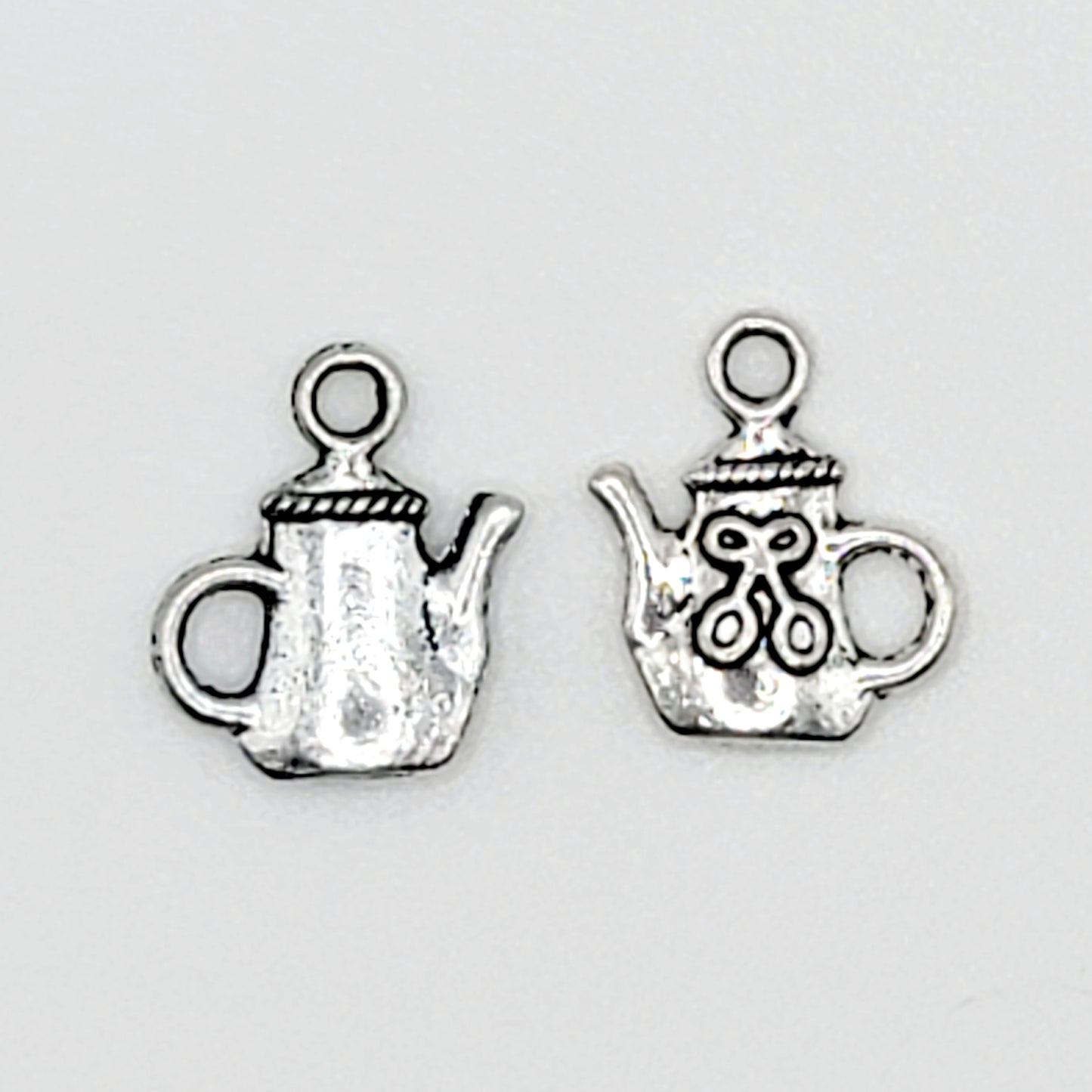 10 pcs Tea Pot Charm Antique Silver SKU# CR040